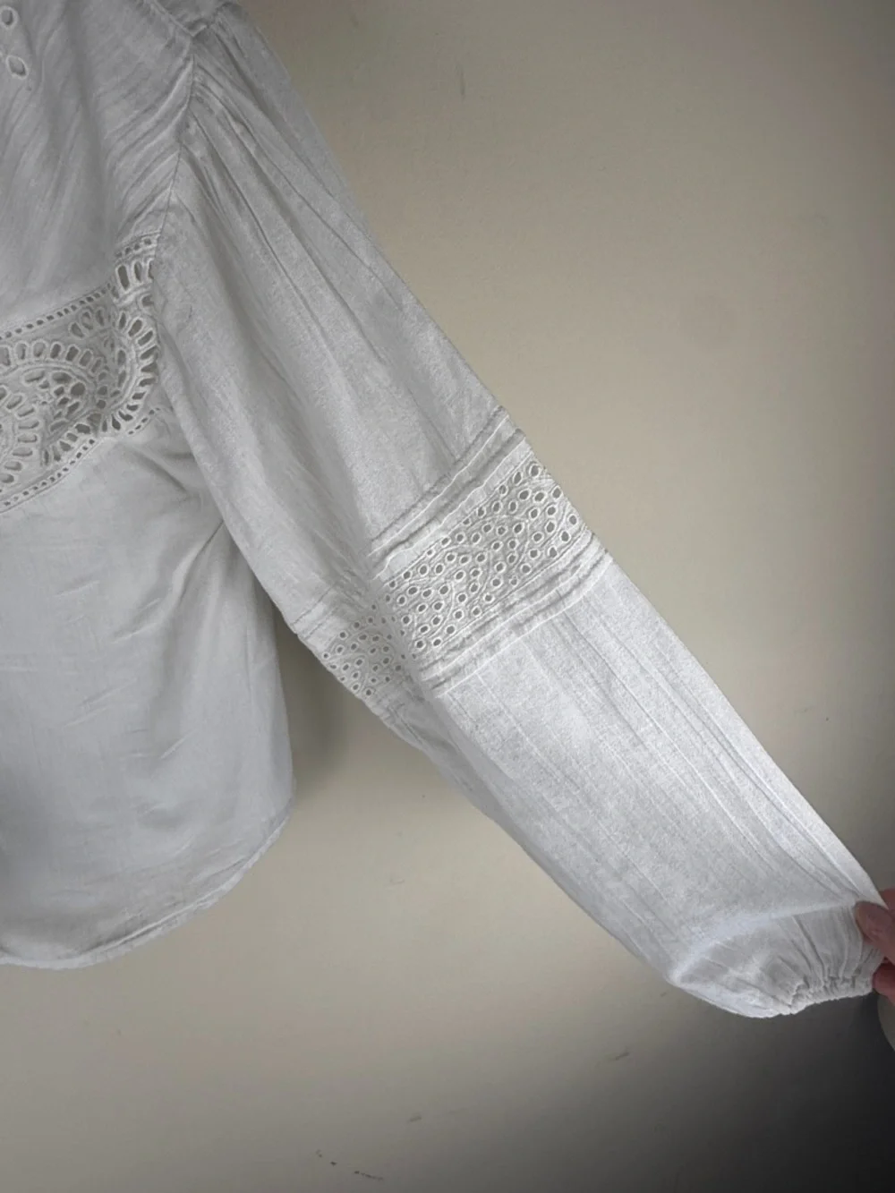 Zara Embroidered‎ Eyelet Blouse Size S (13-14) L/S Button Up Balloon Sleeve EUC